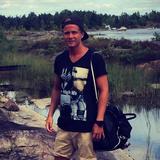Robin Lindqvist's avatar